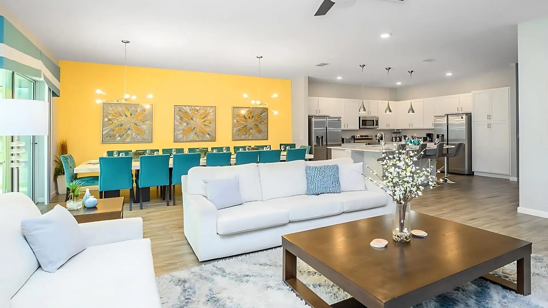 Дом отдыха Sleeps 26 - With Private Pool Hot Tub Games & Cinema Киссимми