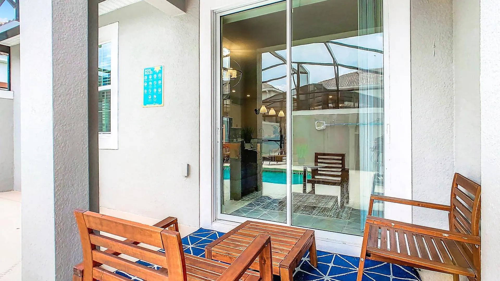 Holiday home 5br Townhouse Near Pool