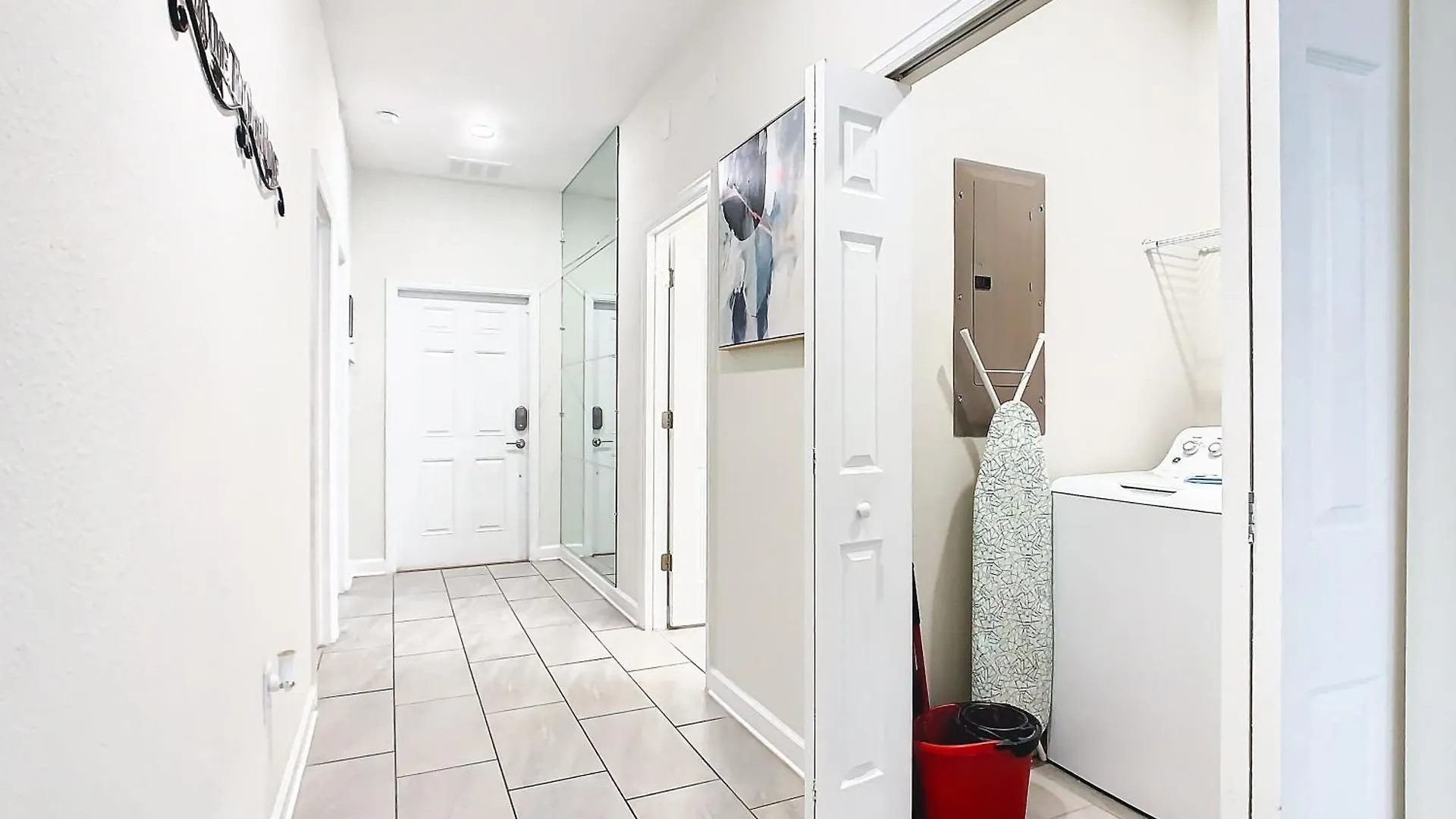 5br Townhouse Near Pool