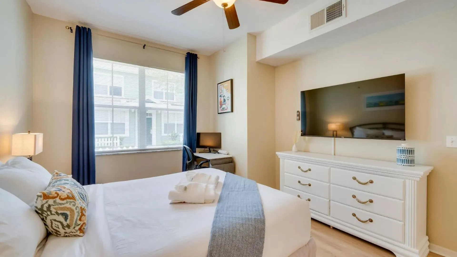 Haven Beautiful 3 Bedroom Th In Gated Community 度假居 *
