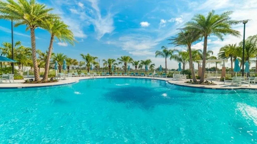 Luxury 6 Bed With Pool In Solara Willa Kissimmee