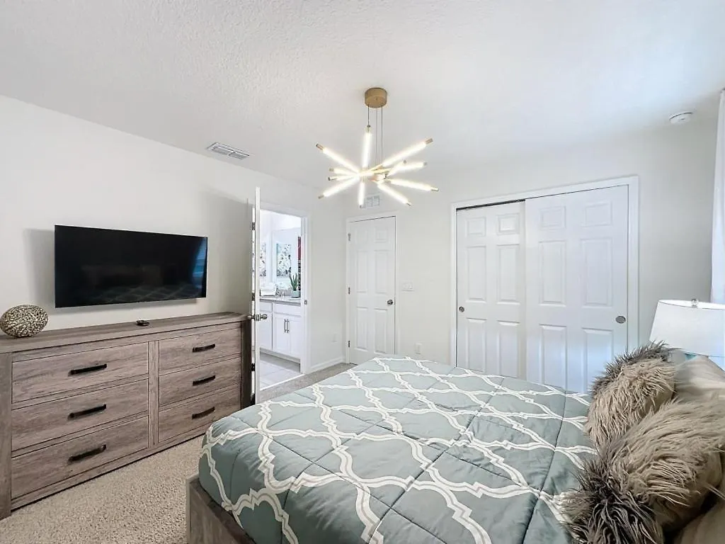 Willa Luxury 6 Bed With Pool In Solara Kissimmee