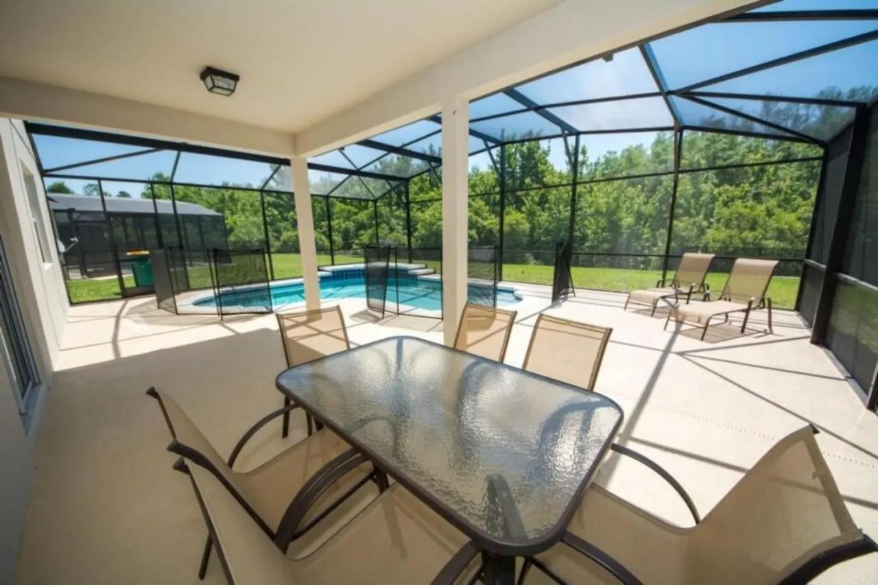Family Fun Pool At Cystal Cove Kissimmee
