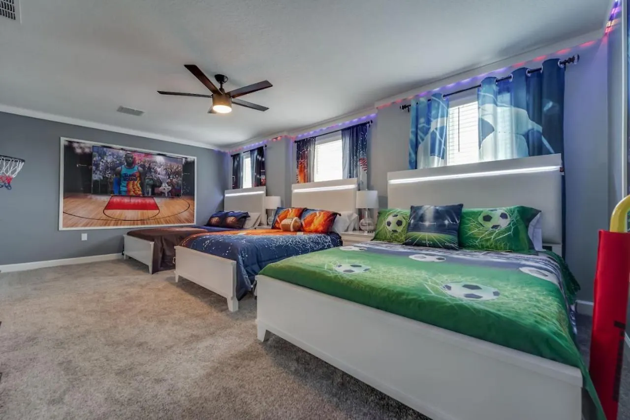 9 Bedroom Family Friendly Retreat -champions Gate Kissimmee