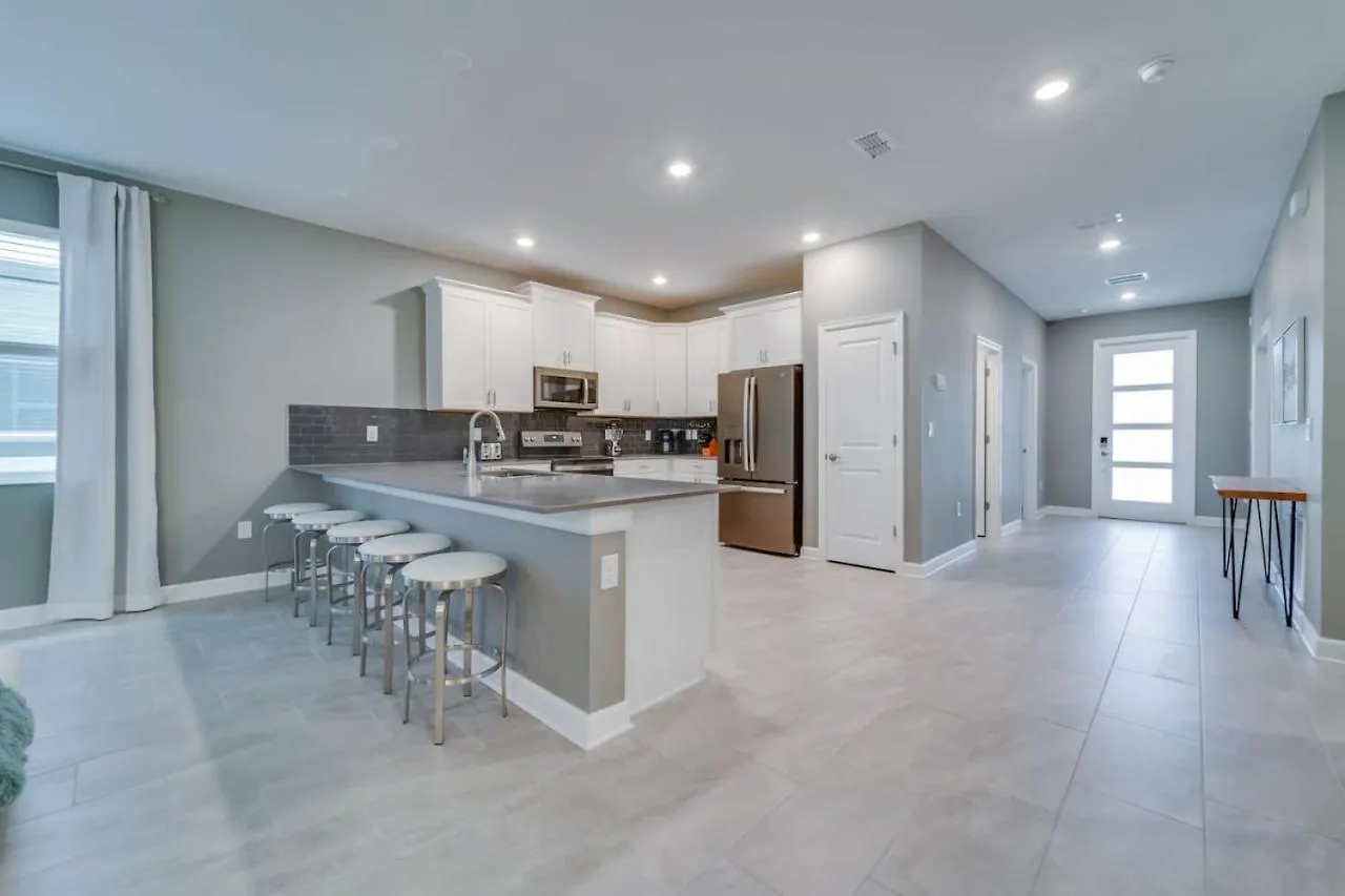 9 Bedroom Family Friendly Retreat -champions Gate Kissimmee