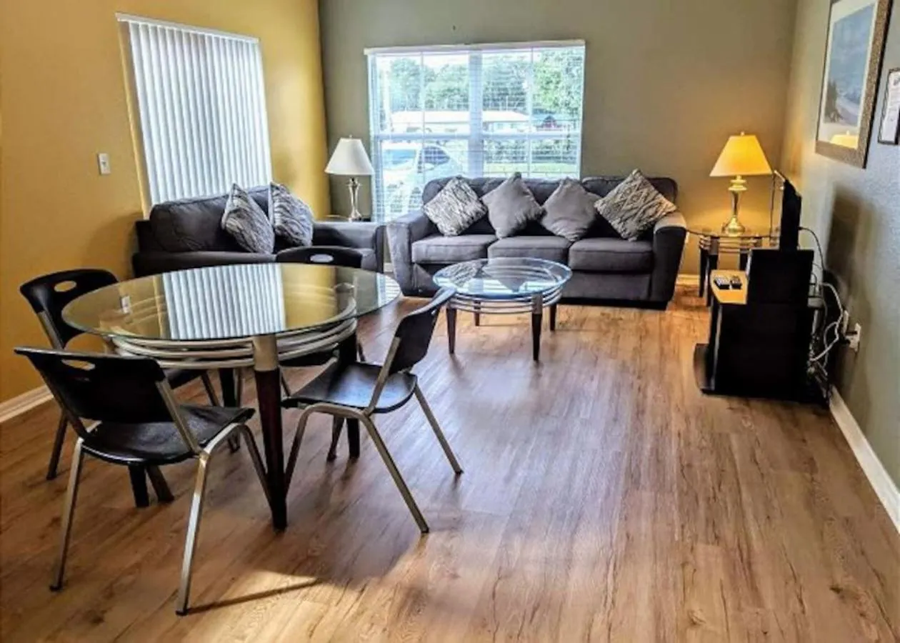 4 Bedroom 3 Bathroom At Seven Dwarfs 1-101 *