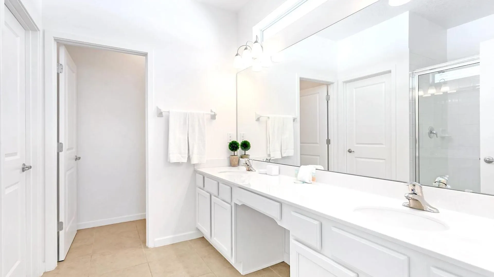10br Luxury Near W Pool & Games