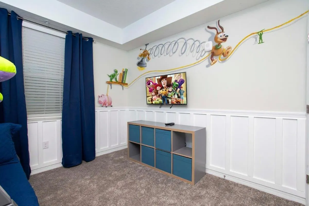 Nyaraló Luxurious 2 Bd Close To @ Storey 204p