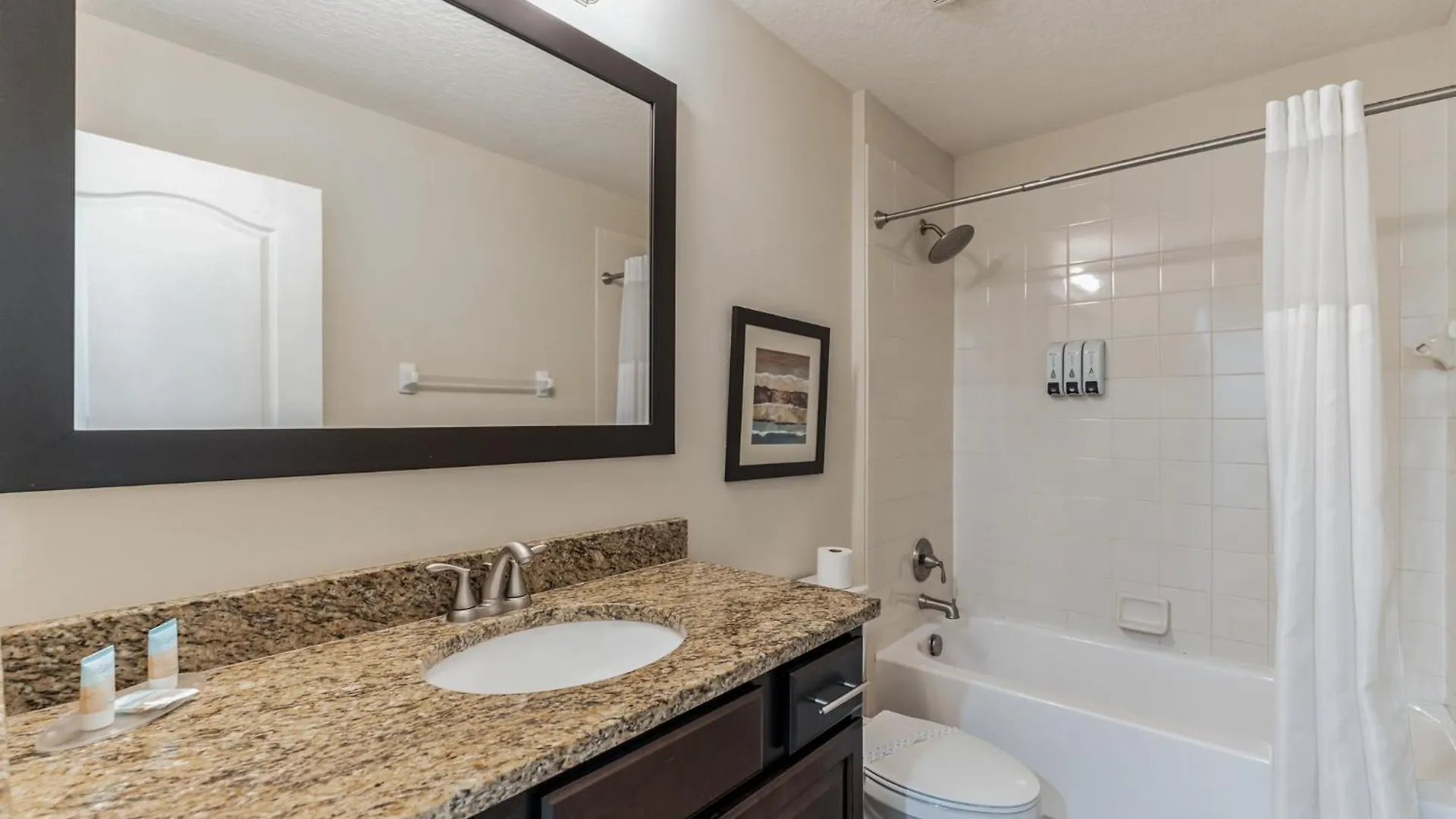 Family Friendly With Pool,spa & Gym Near