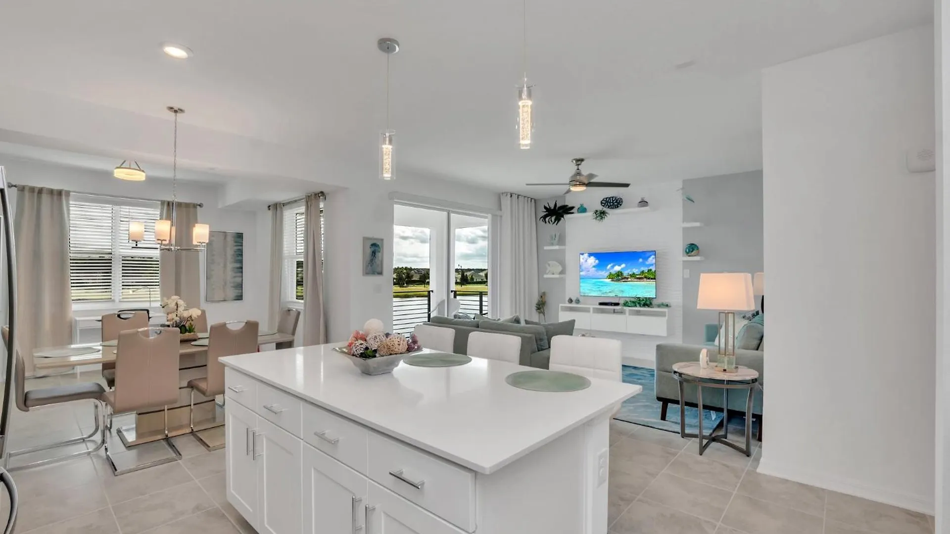 Stylish 2-bed With Amenities/patio Dom wakacyjny