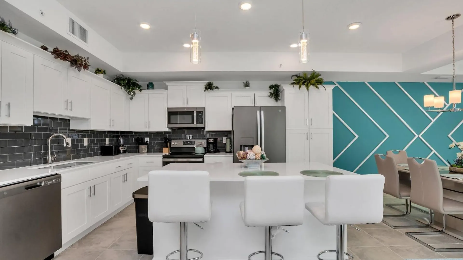 Stylish 2-bed With Amenities/patio Dom wakacyjny