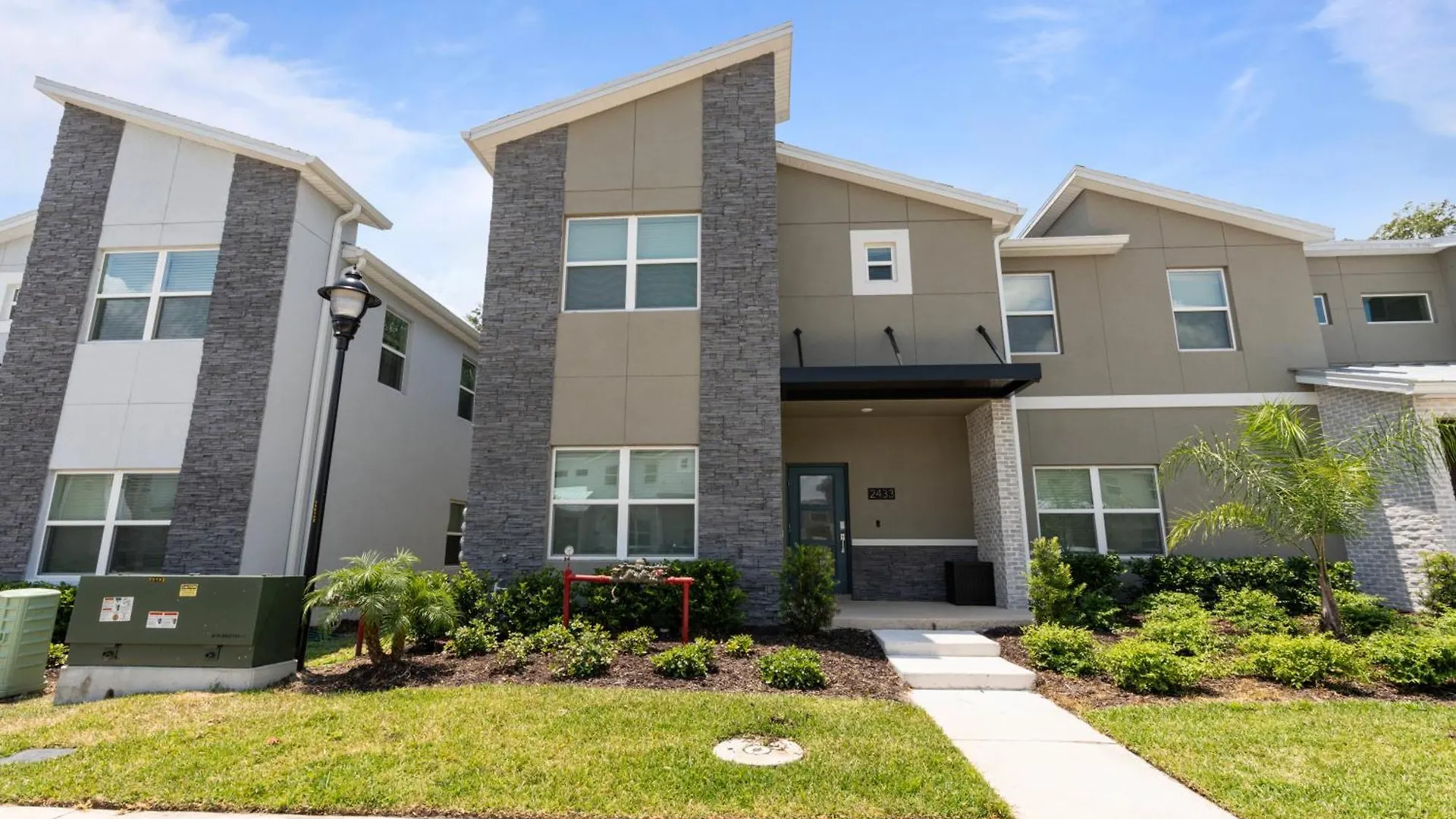New At Storey Lake5 Bedrooms And 4 Bathrooms Holiday home Kissimmee