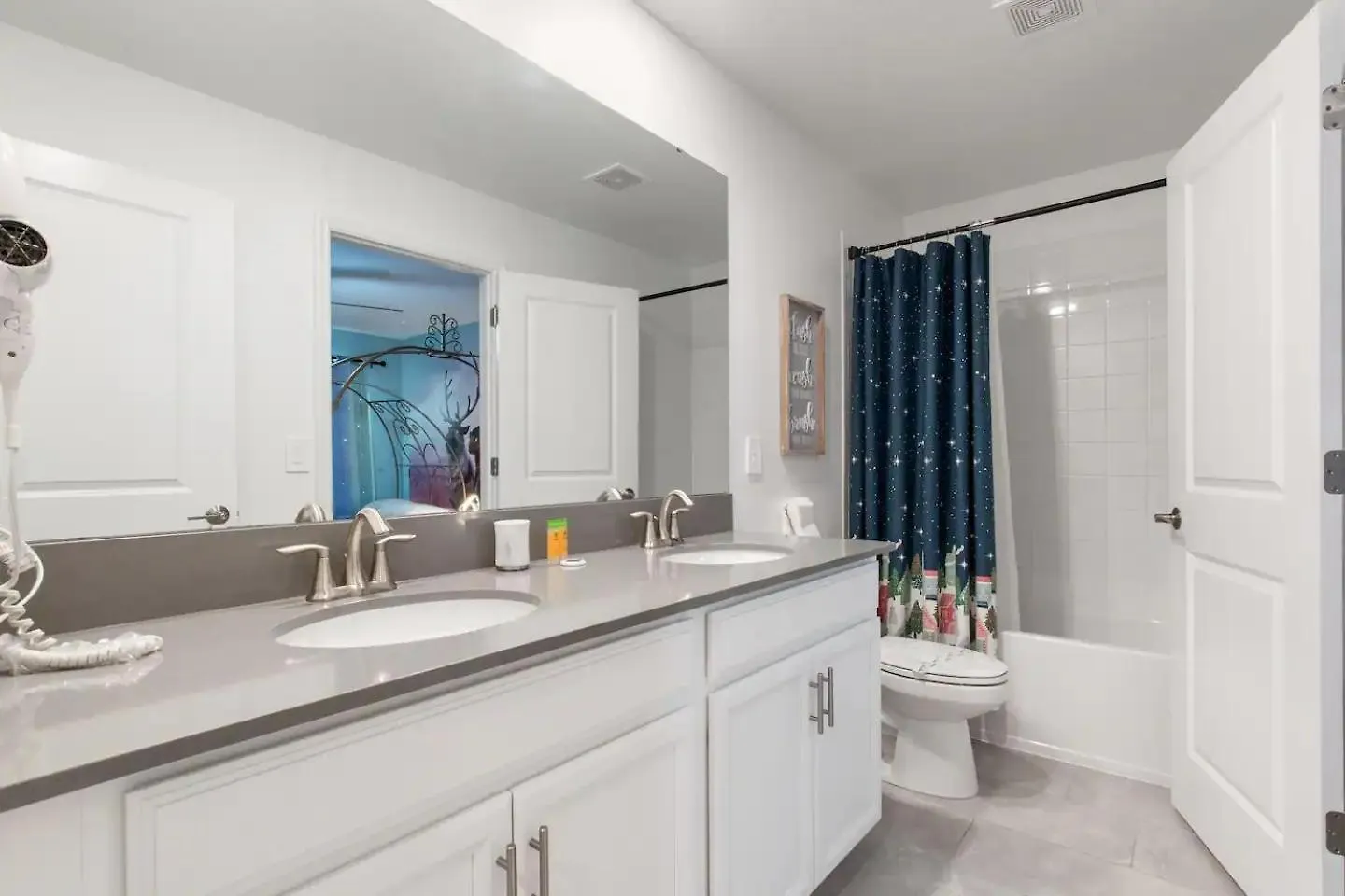 Brand New Theme 7br/5ba Game Private Pool/spa Free Pool Heat! *