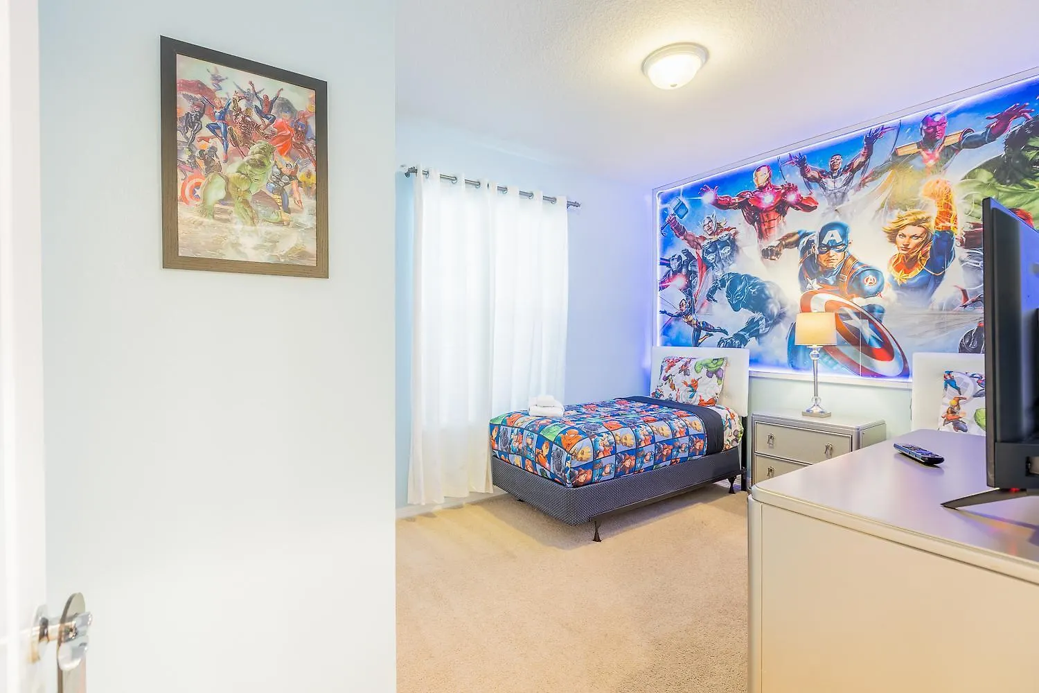 Cozy 5 Bed, Wonderful Clubhouse, Close To