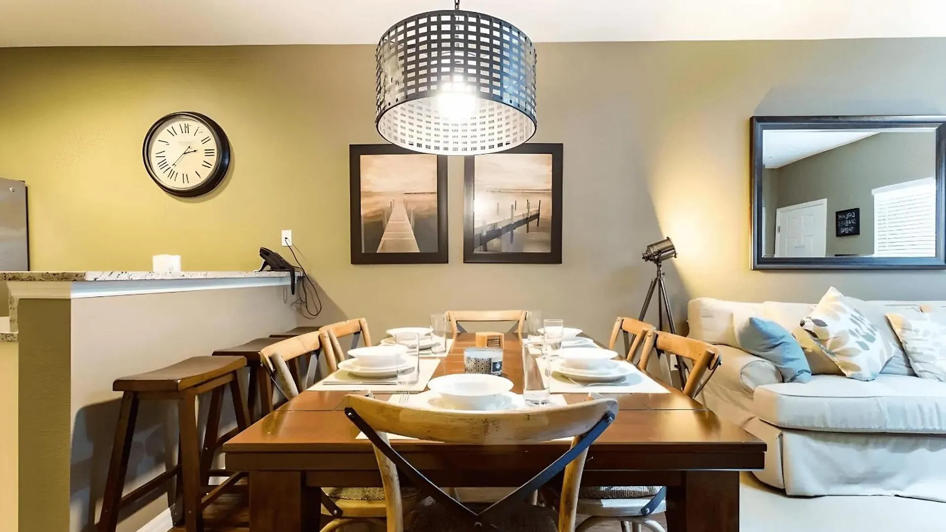 Semesterbostad 8990 Cozy 3bd/2ba Near W/ Clubhouse *