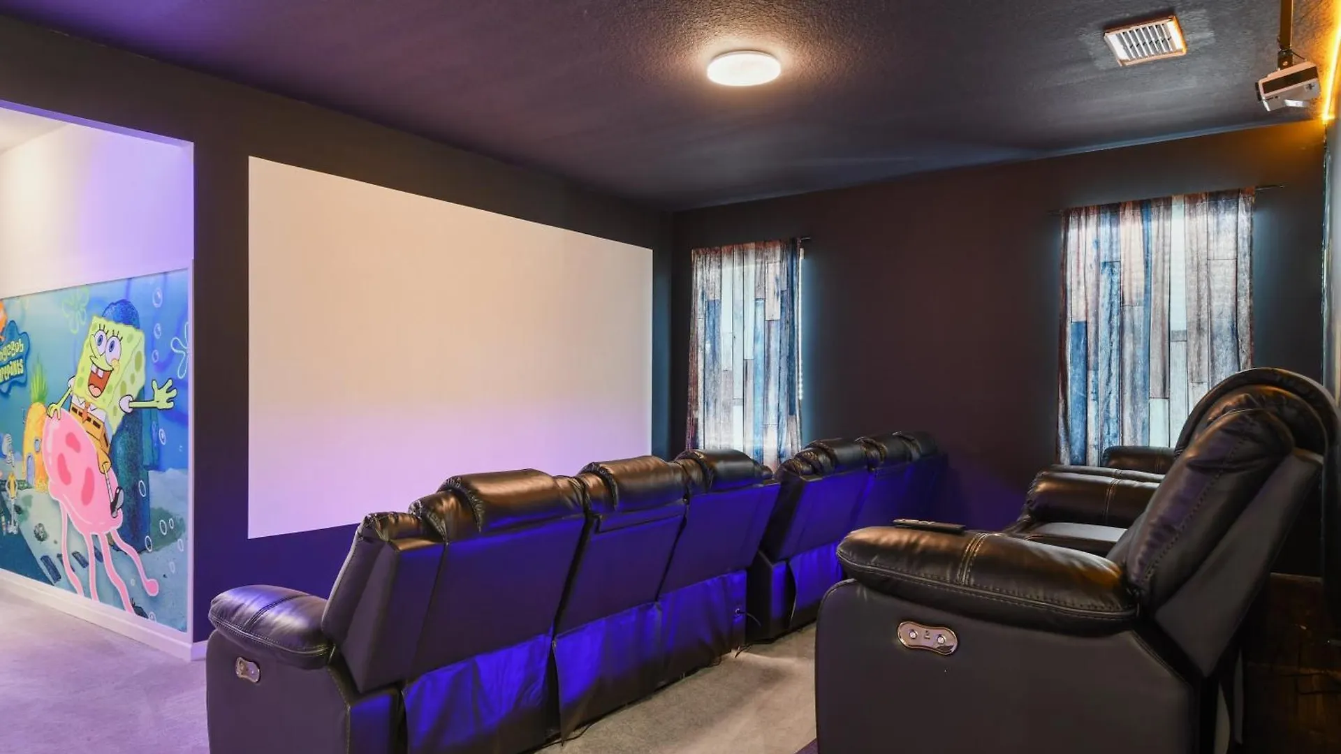 Hébergement de vacances Lakeview 12br Pool/spa/theater/game *