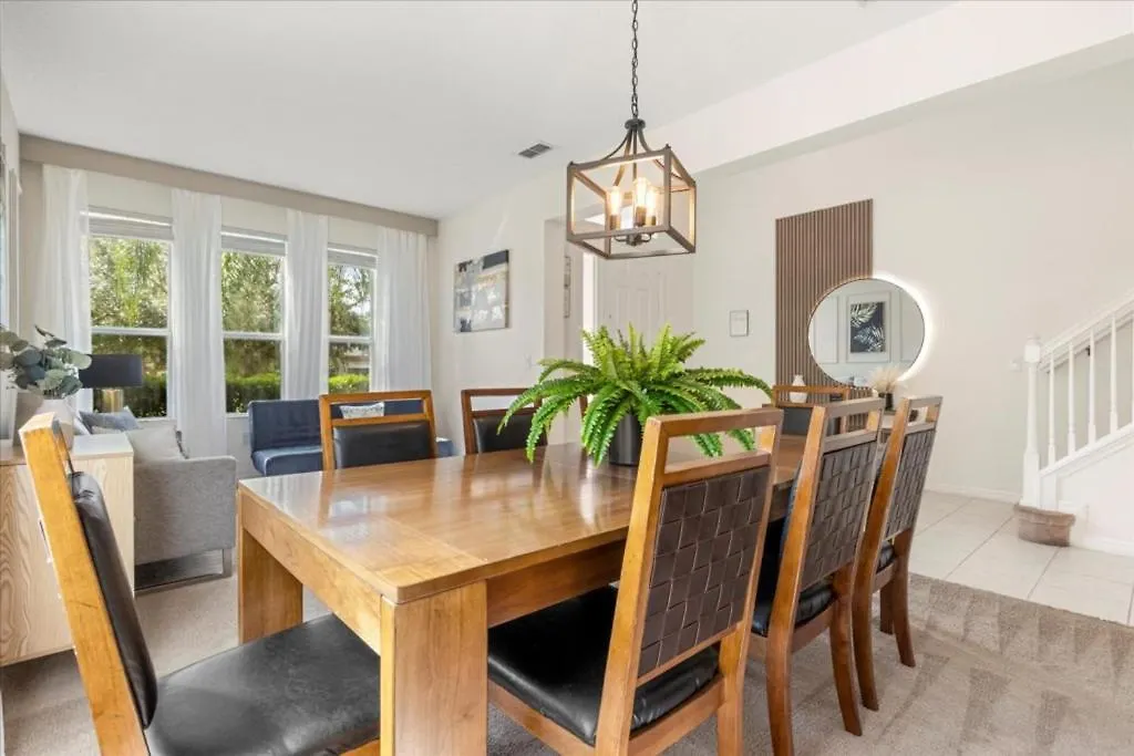 5 Bedrooms - 3,5 Bathrooms - Bella Vida 361 Lf