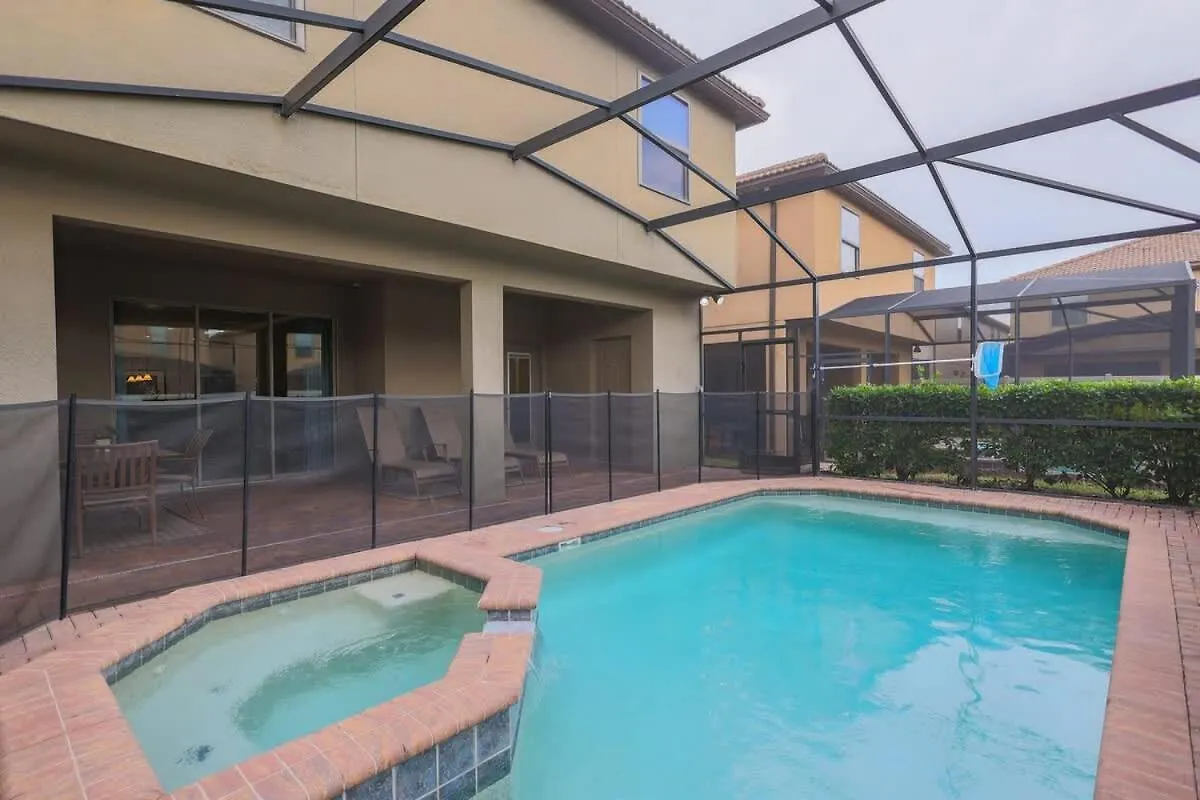 Newly Completed Avatar 6 Bedroom Getaway Holiday home Kissimmee