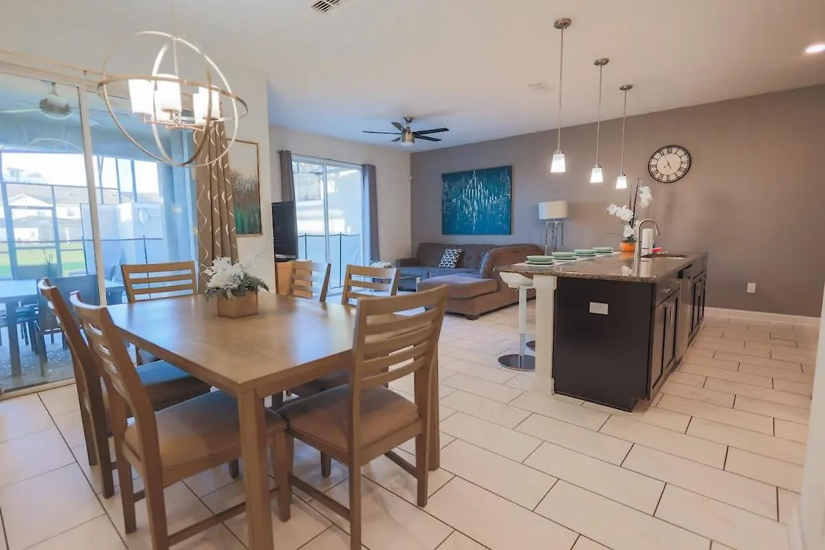 Magical Townhome Private Pool In Storey *