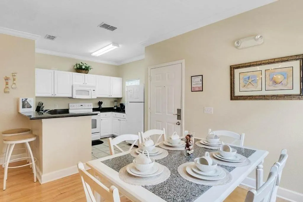 Holiday home Luxurious 4bd/3ba Near W/ Clubhouse