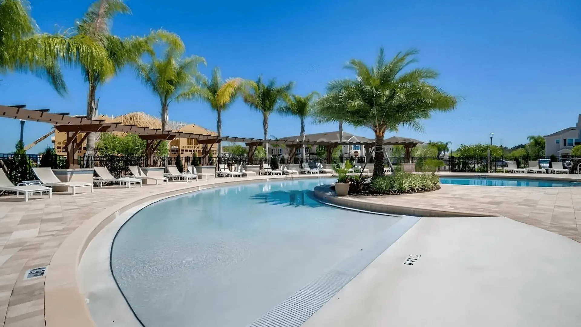 Charming 4-bedroom Near W/ Clubhouse Casa vacanze