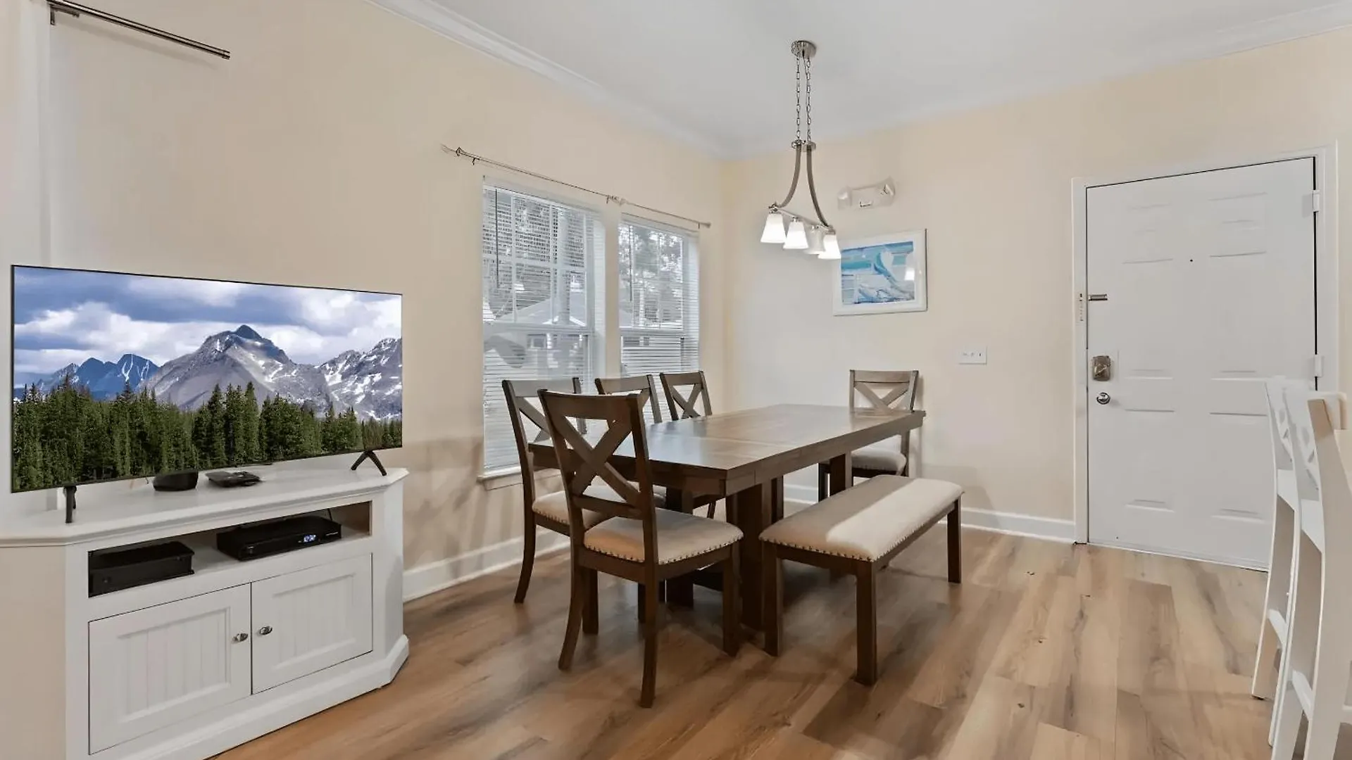 Casa vacanze Charming 4-bedroom Near W/ Clubhouse