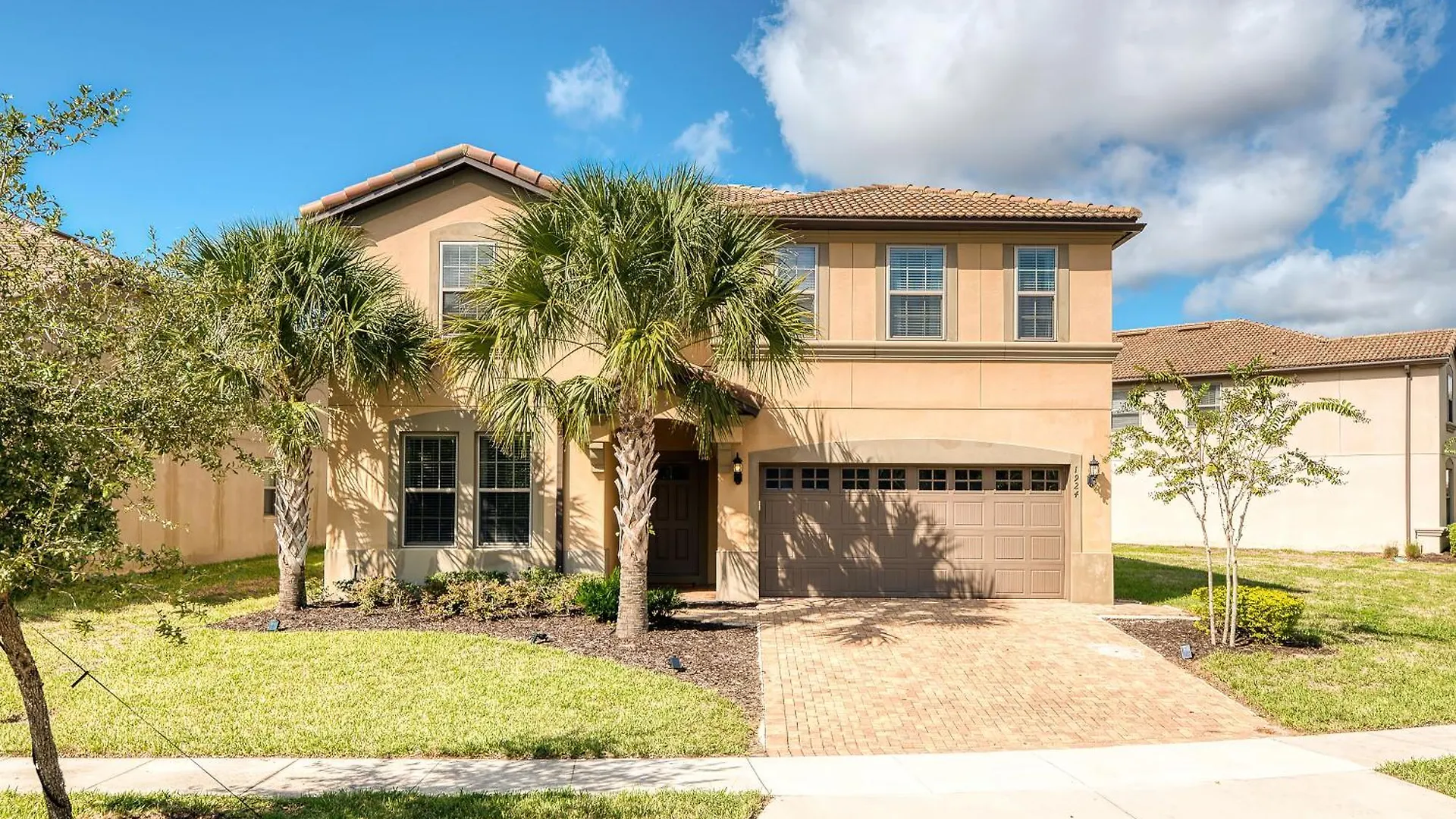 Discover Magic And Elegance At Marie! Kissimmee