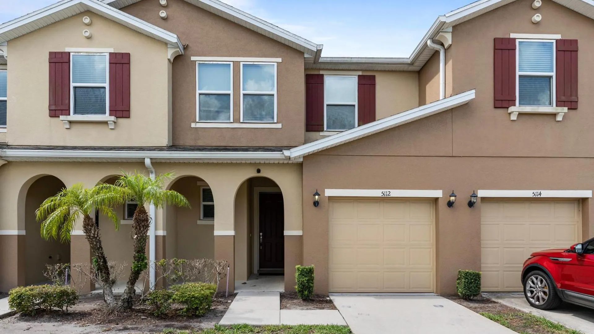 Cozy 4 Bedrooms35 Bath- 8 Miles From *