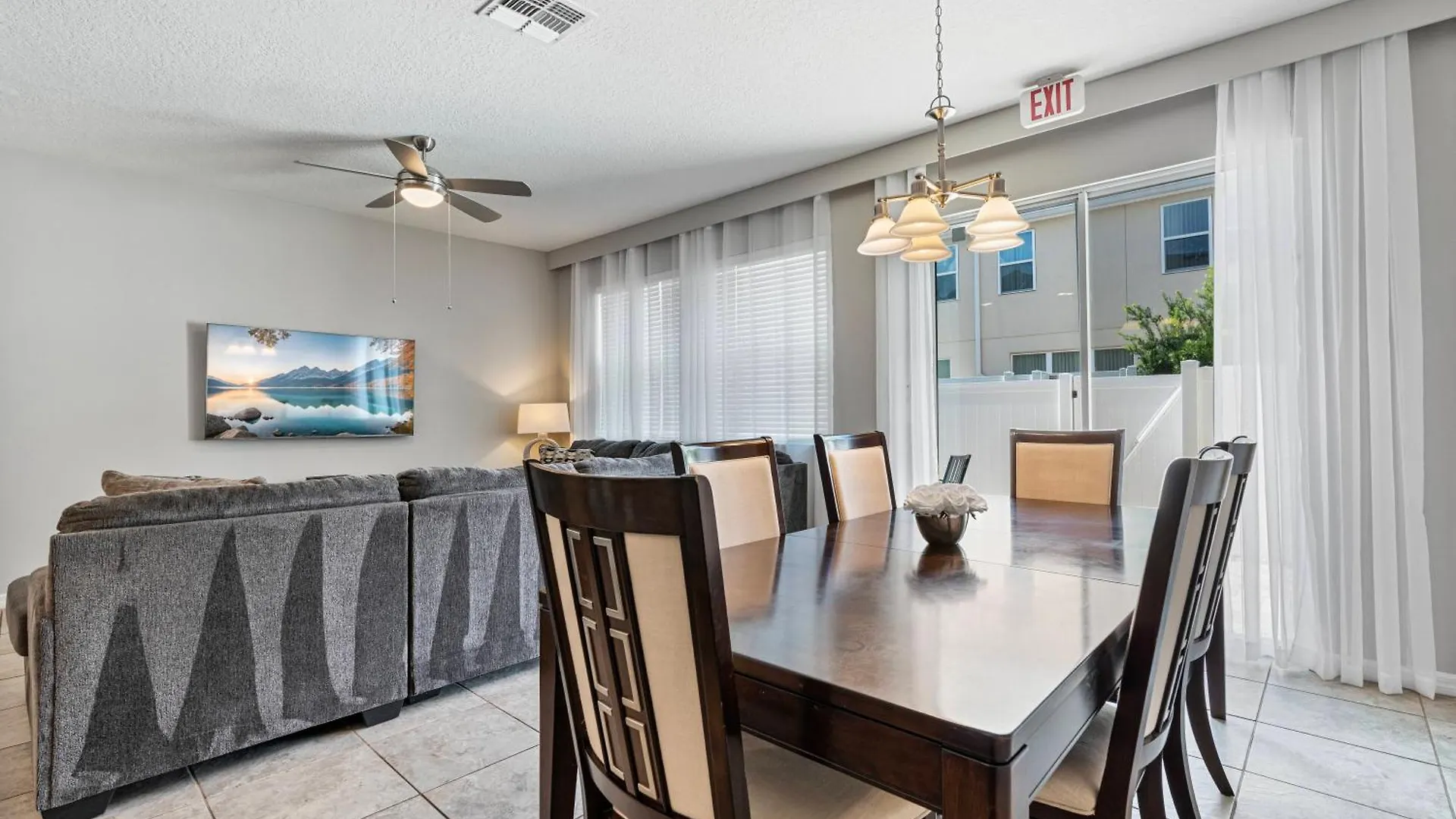 Cozy 4 Bedrooms35 Bath- 8 Miles From Kissimmee