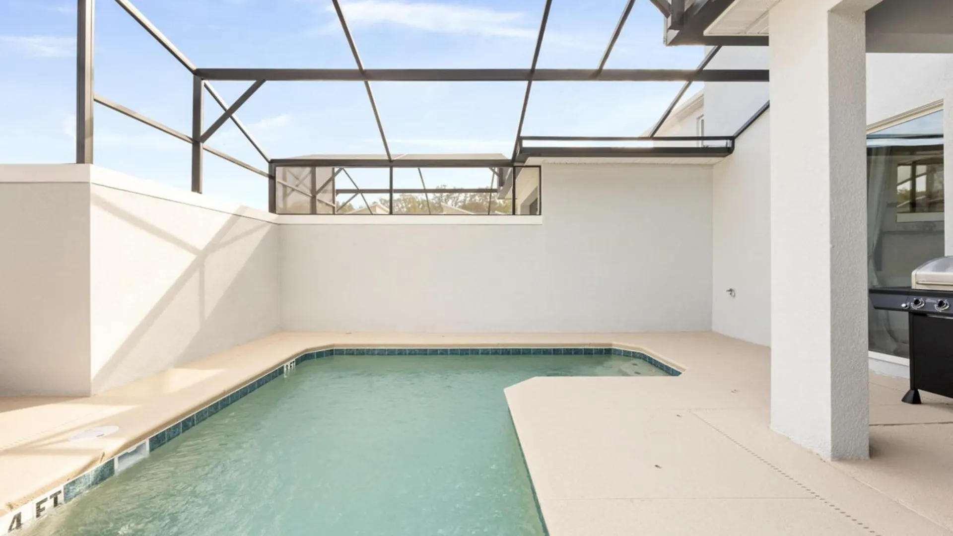 Storey Pool Free Waterpark 2 Miles To Disney! *