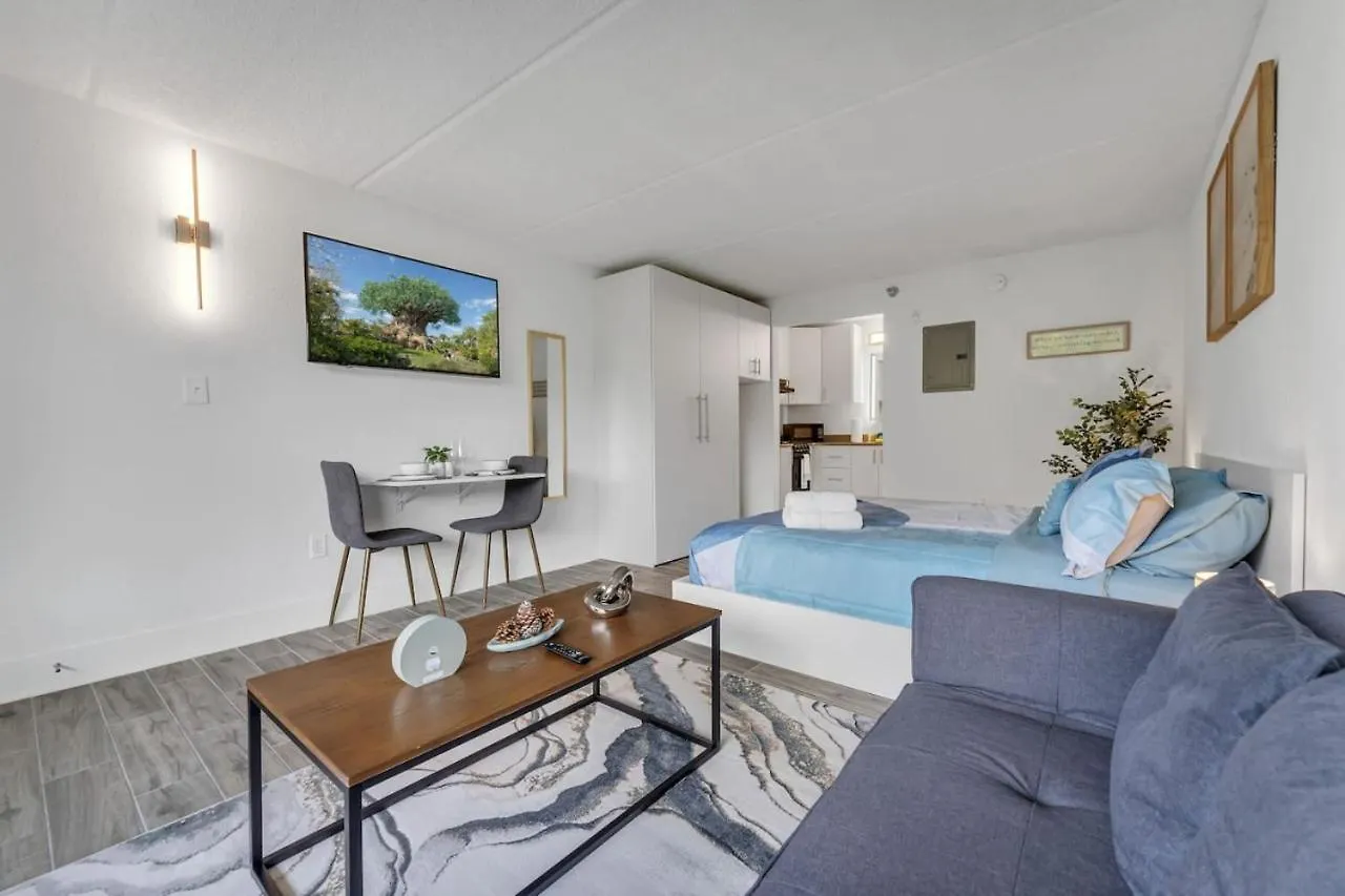 Snug 8 Min To W Pool And Free Parking