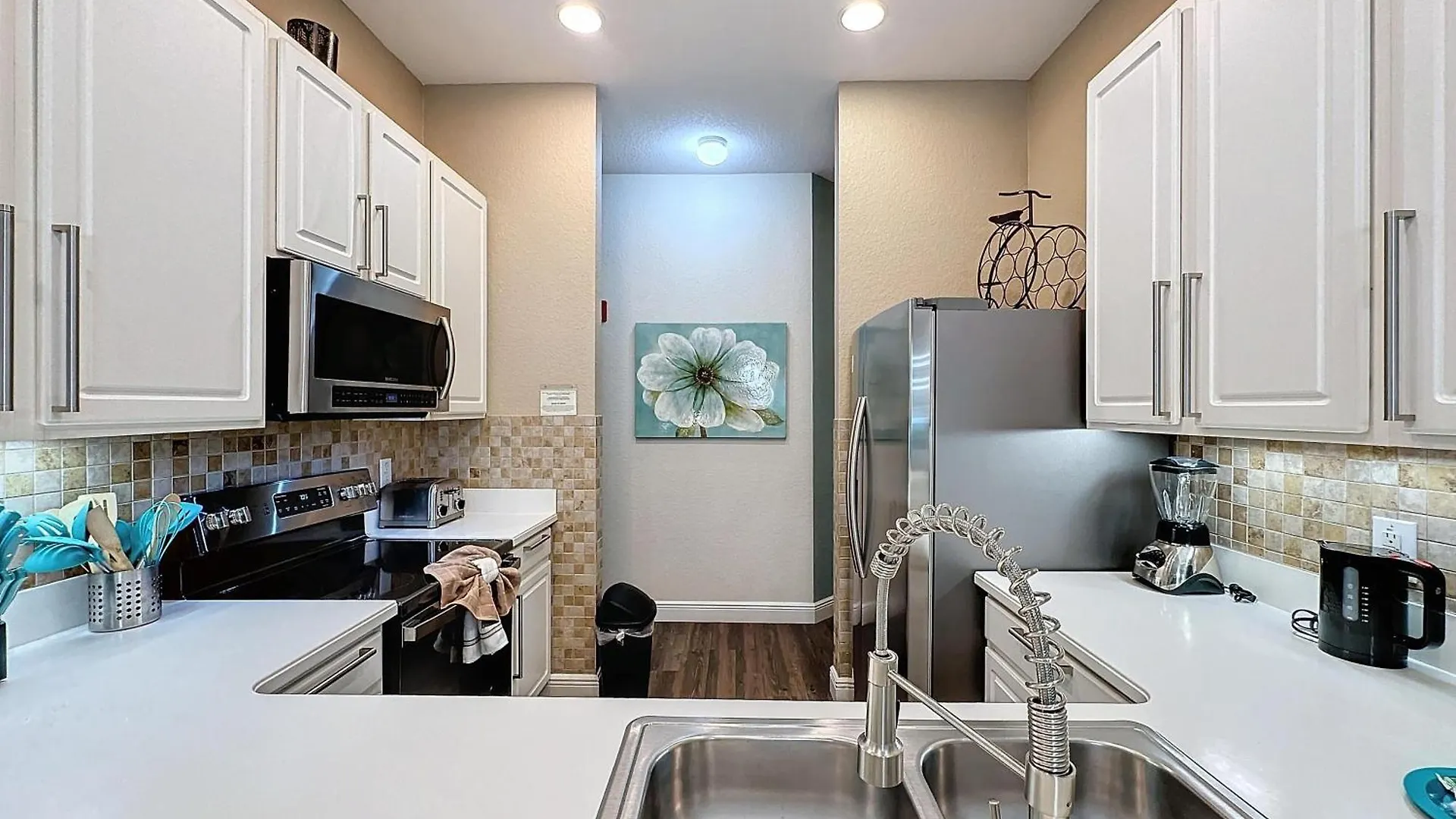 Three Bed 2 Bath Bahama Bay *