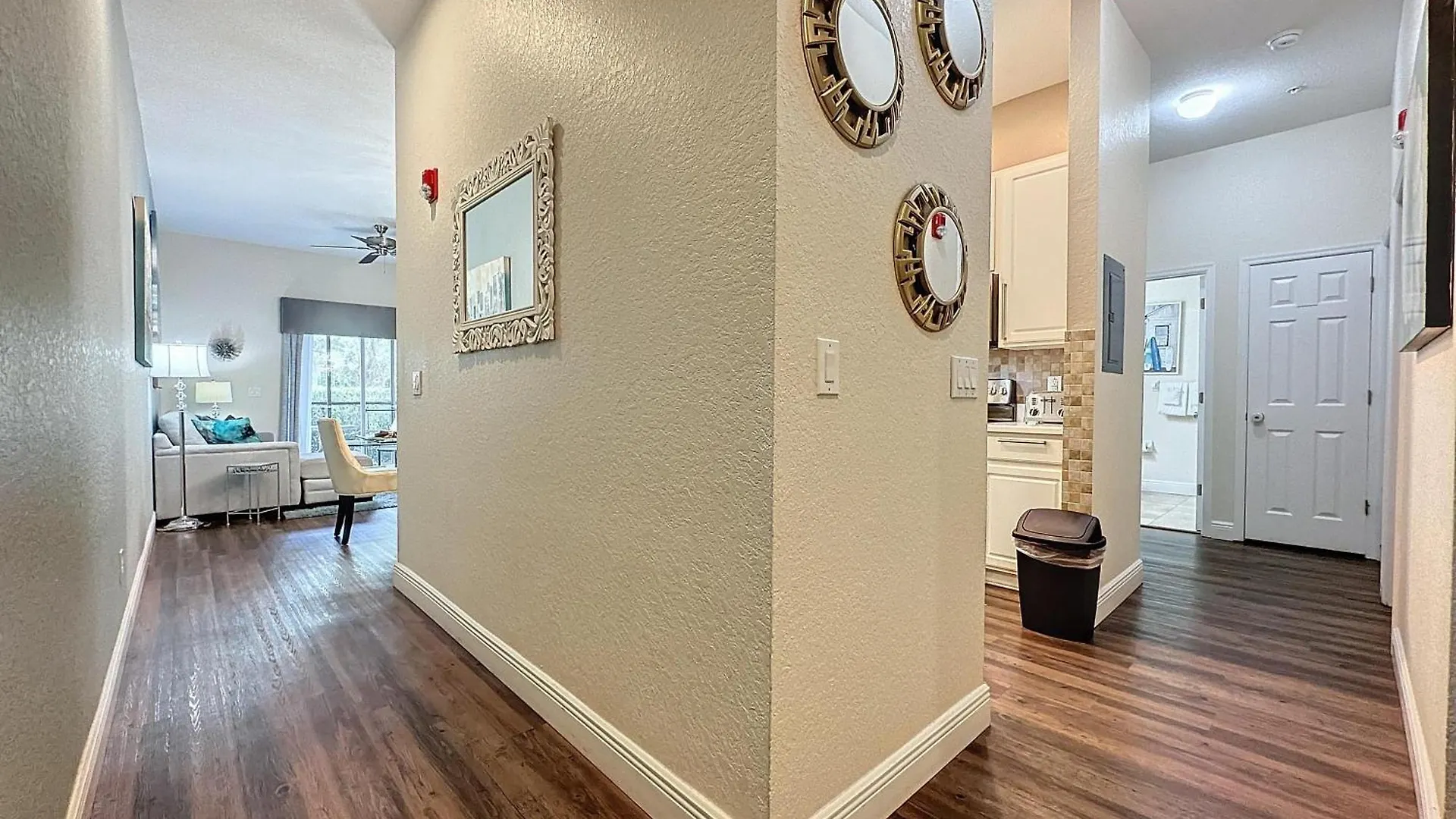 Three Bed 2 Bath Bahama Bay 度假居 *