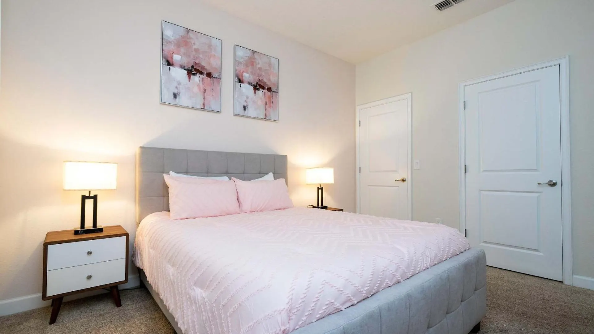 Great Mickey & Harry Potter Beds Spot * Kissimmee