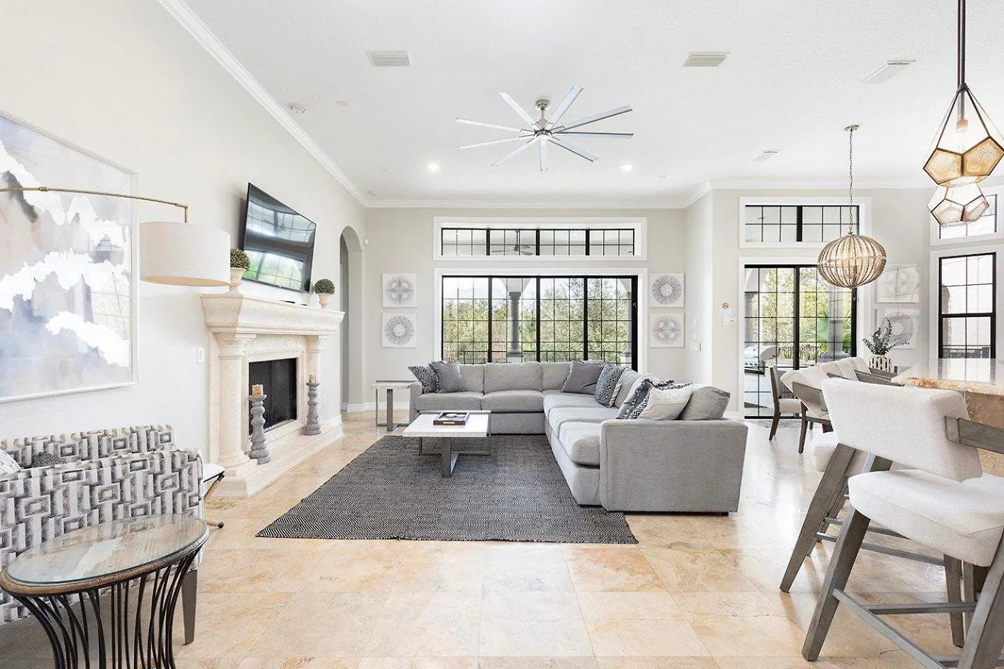 Feriehus Luxury 5 Bdrm With Elegant Living Space At Reunion *