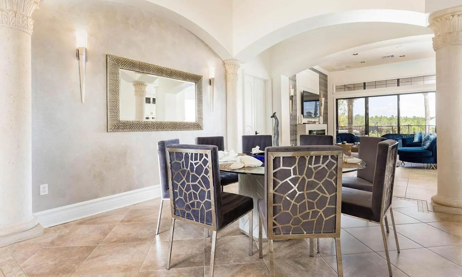Upscale 7 Bdrm Oasis With Theater At Reunion