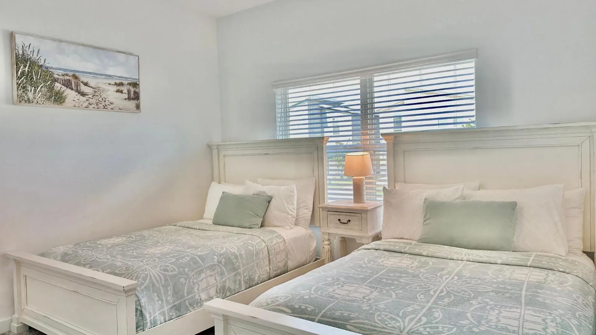Luxury 5 Bedroom 4 Bath Private Pool 240 Kissimmee