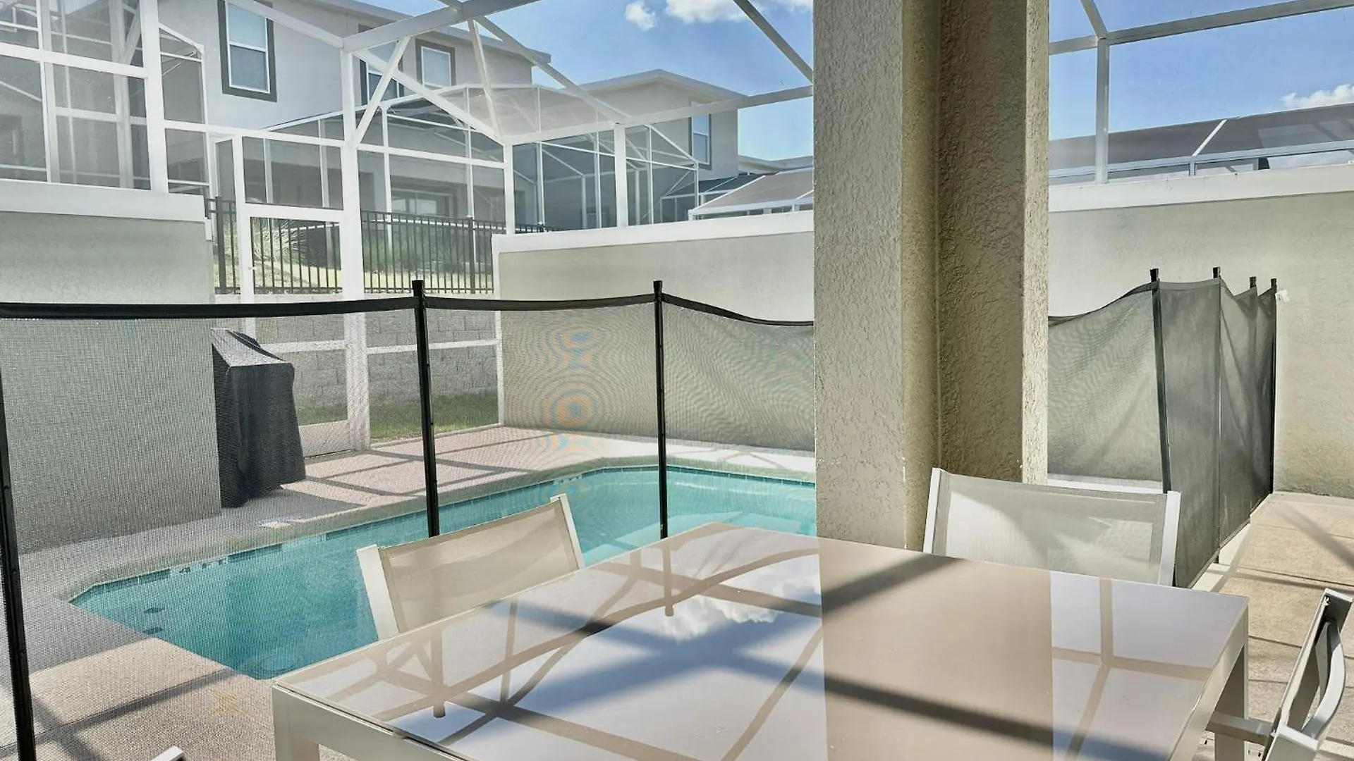 Luxury 5 Bedroom 4 Bath Private Pool 240 Kissimmee