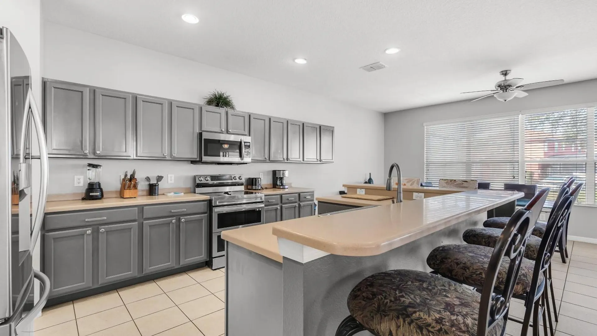 Luxurious 6 Bedroom With Private Pool And Game * קיסימי