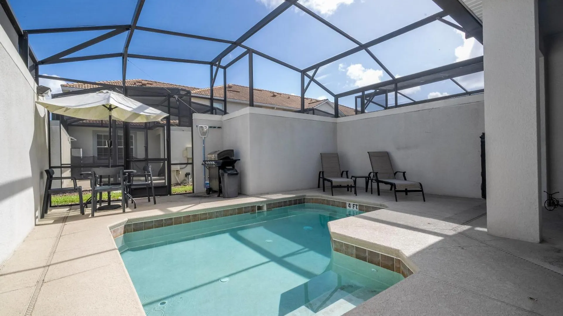 Opulent 5 Bedroom Private Pool - 12 Guests - 3085 Ts