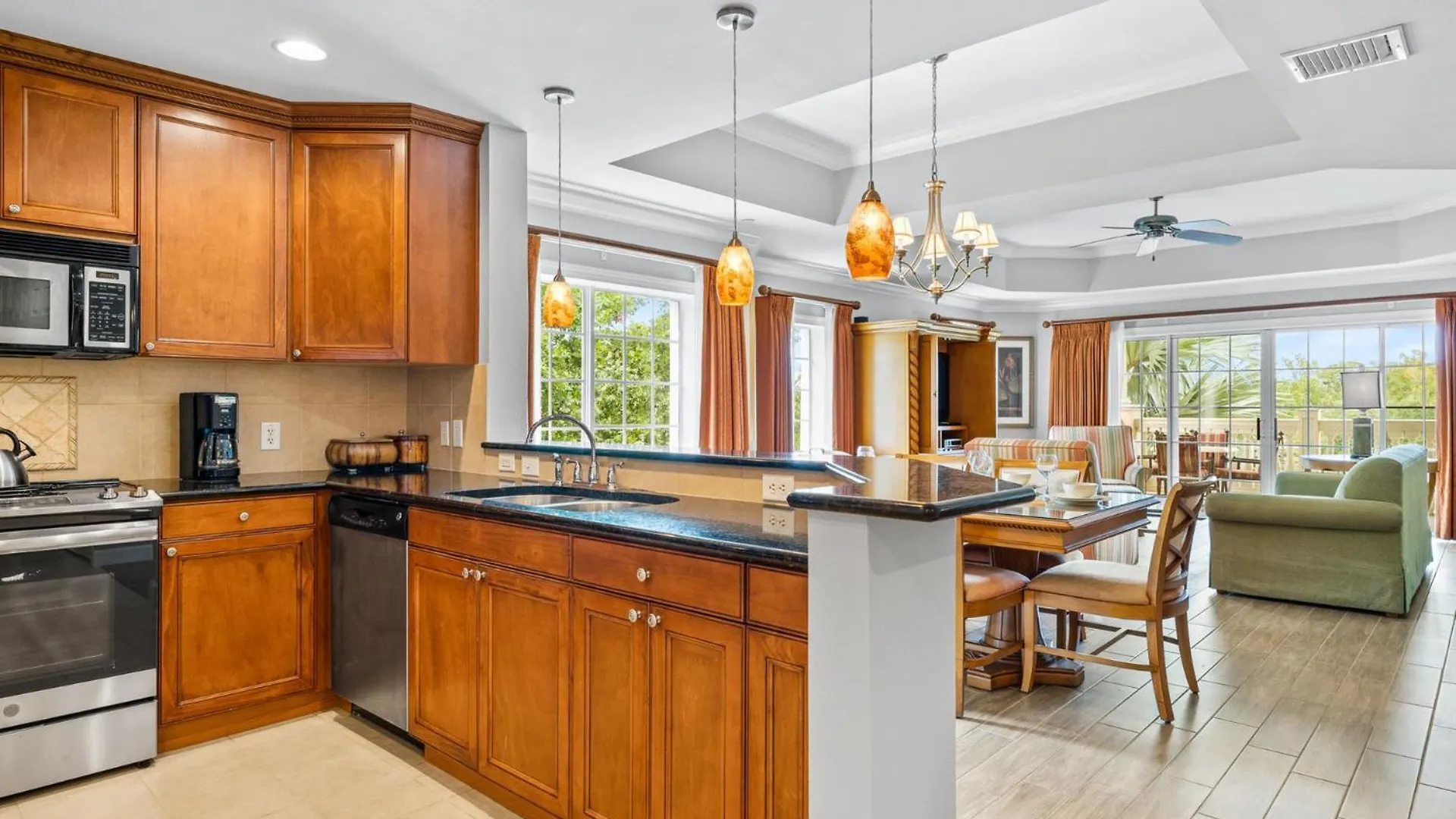 Villa The Ultimate 3 Bedroom On Reunion And Orlando 5687