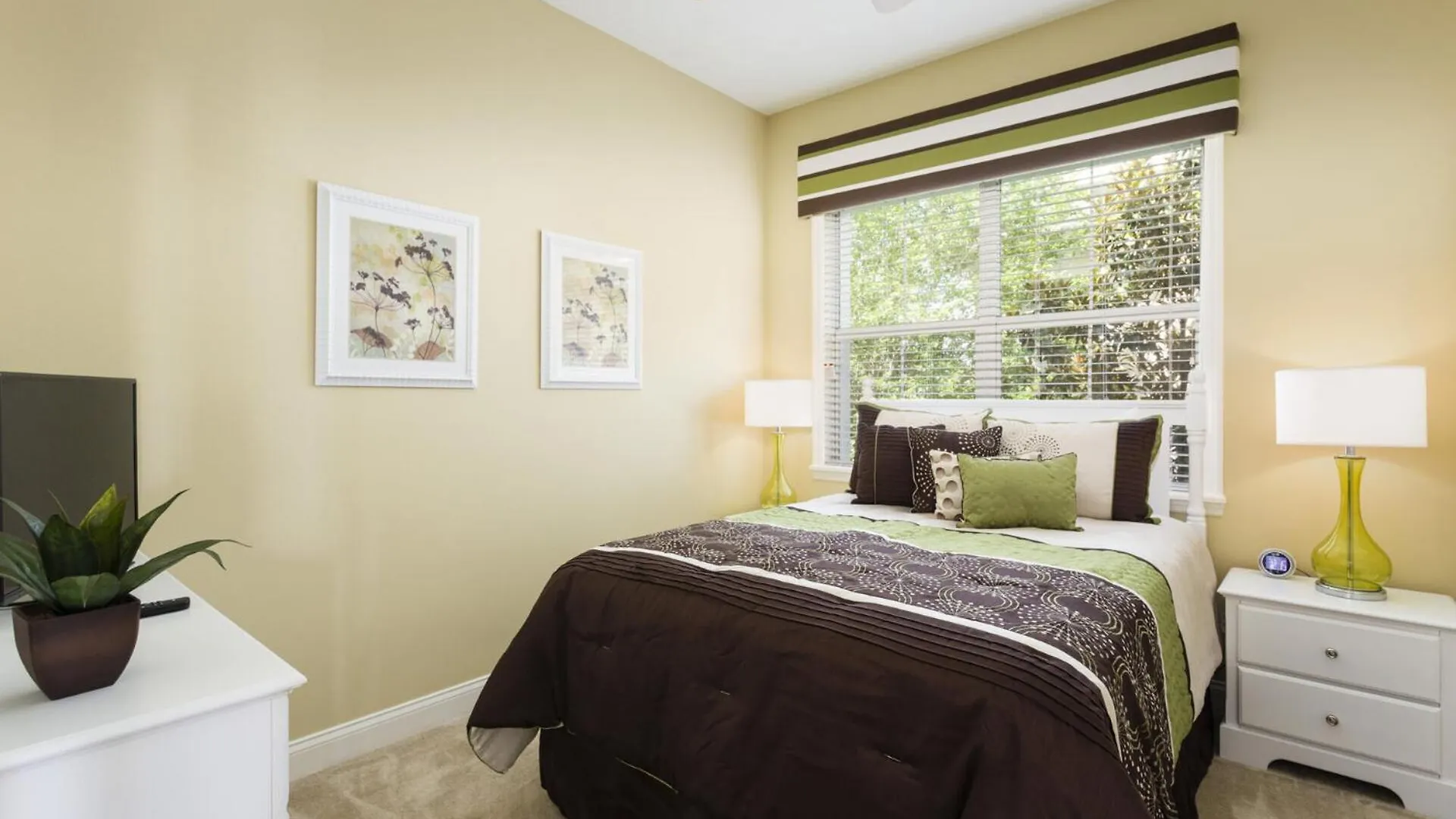 Villa Perfect 3 Bedroom On Reunion And Orlando 5139