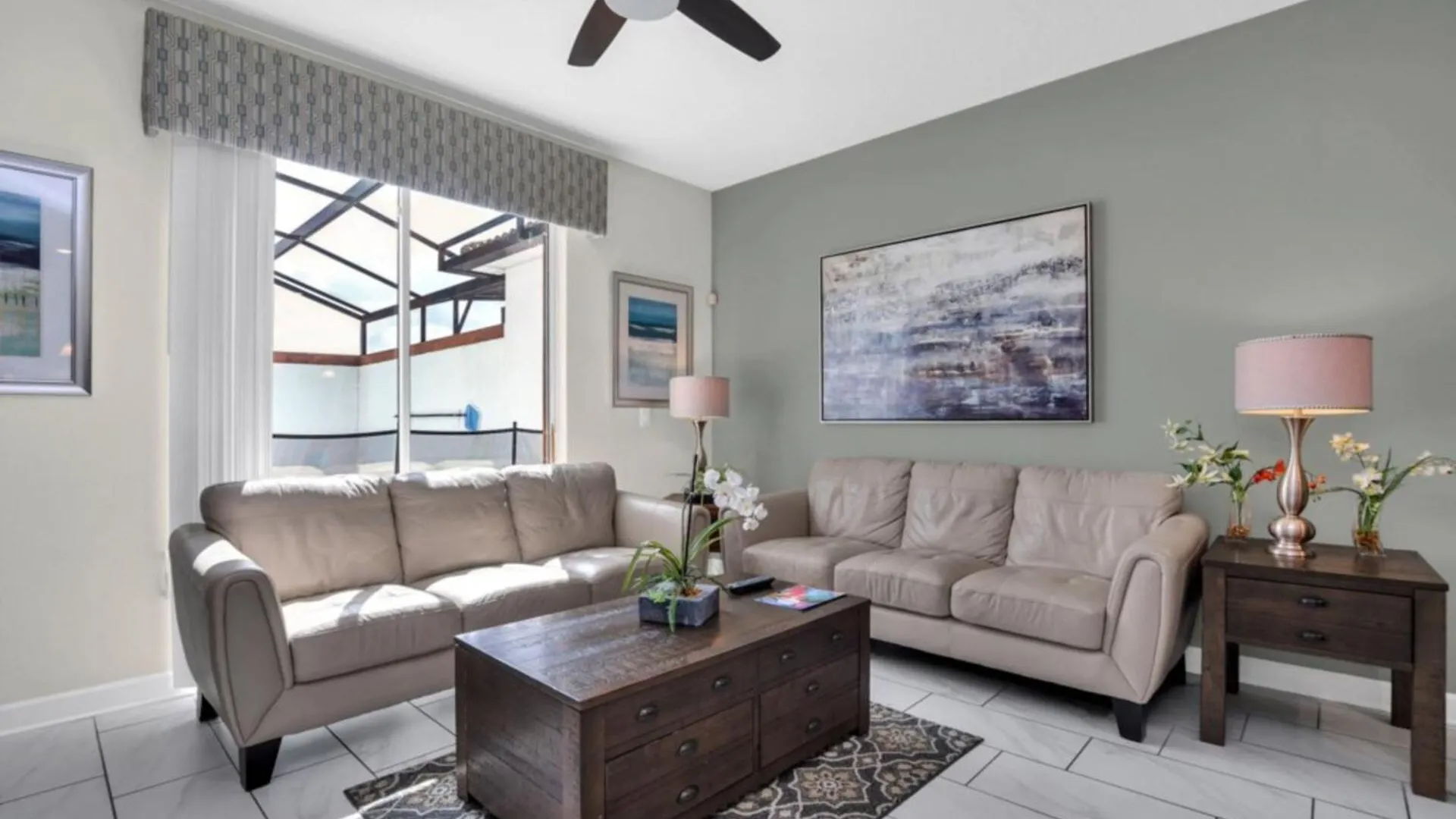 Modern 4 Bedroom Near Shopping 6335 빌라 *