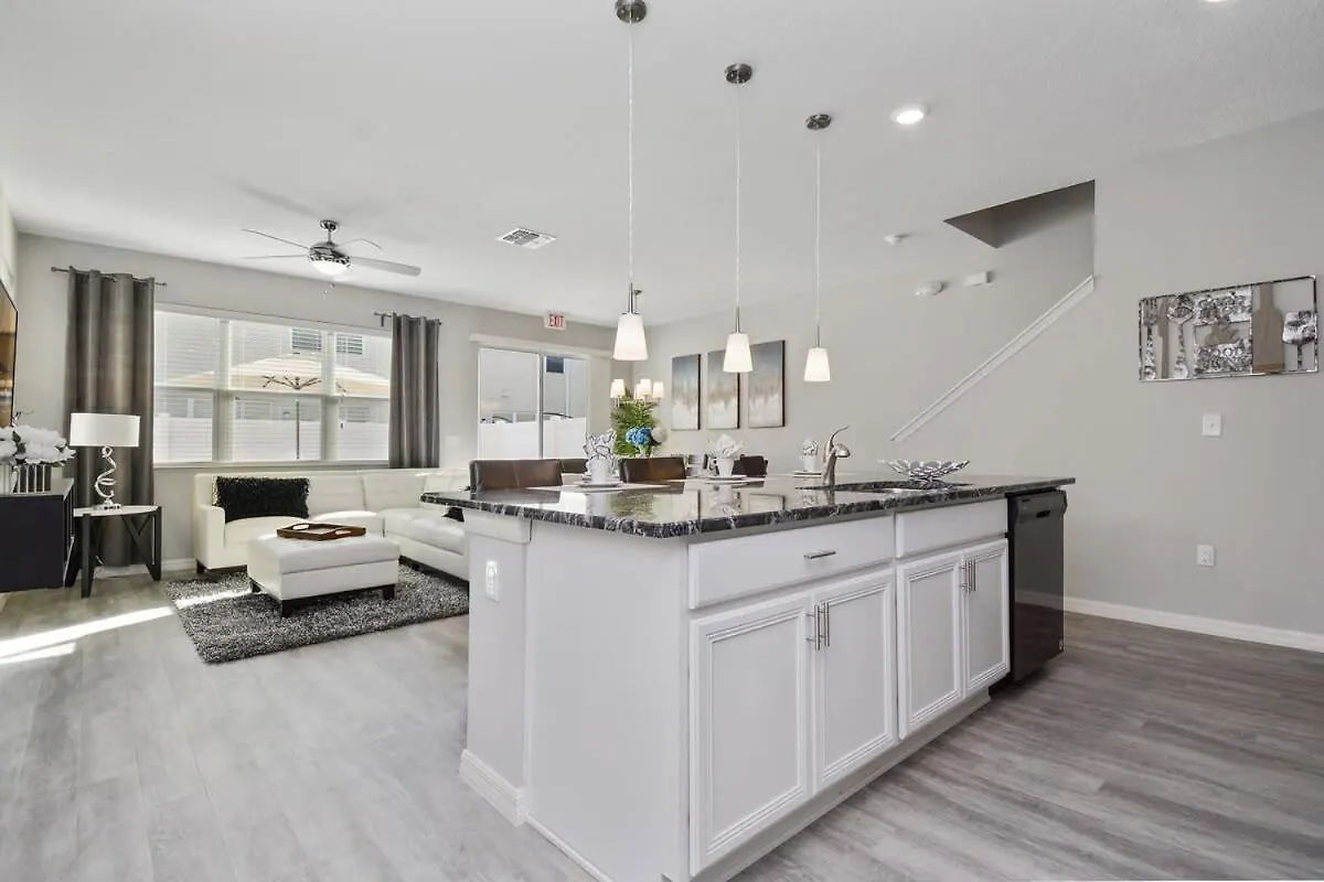 Four Bedrooms Townhome 5128 Semesterbostad *