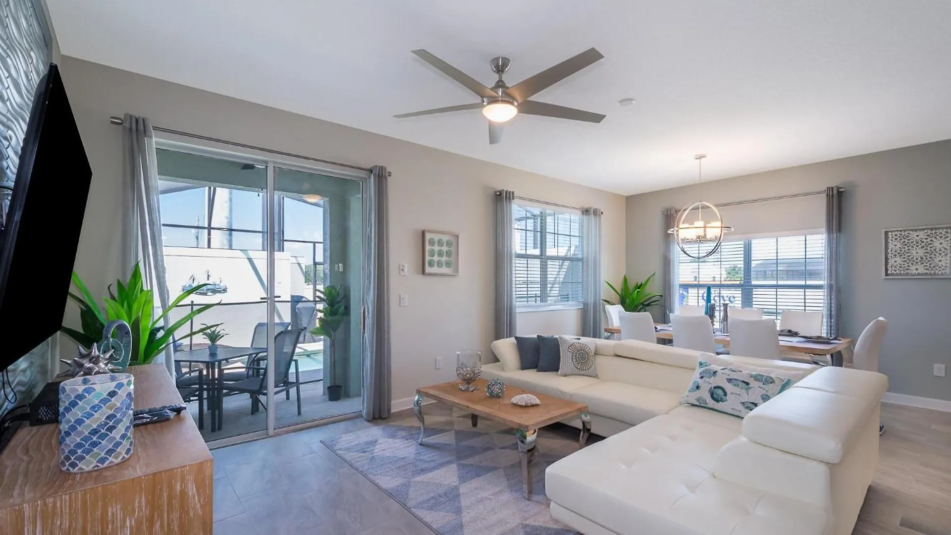 4975an Townhouse 5 Bedrooms & 4 Bathrooms + Pool