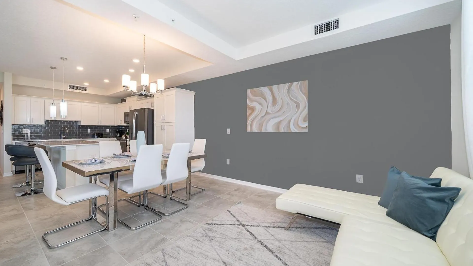 3120-206dr Storey Lake, 2/2 Garden View * Kissimmee