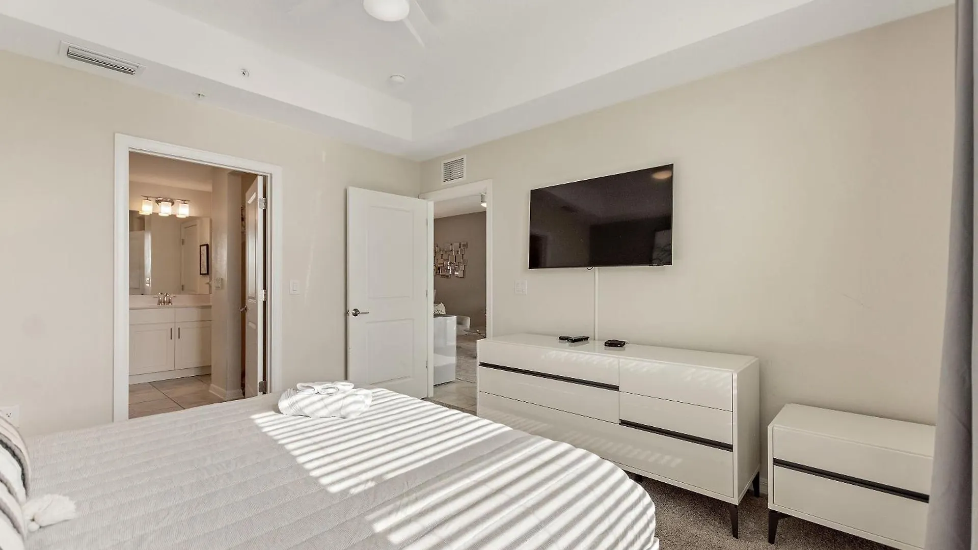 Ripples At Storey #905 By Shine Apartment Kissimmee