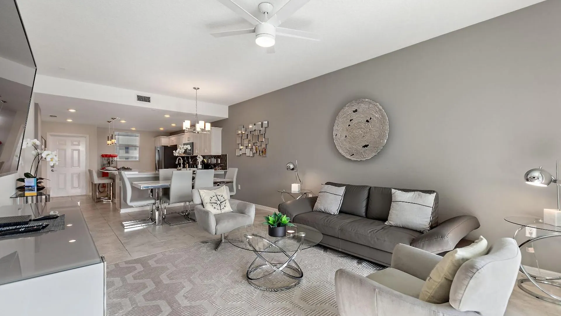 Ripples At Storey #905 By Shine *