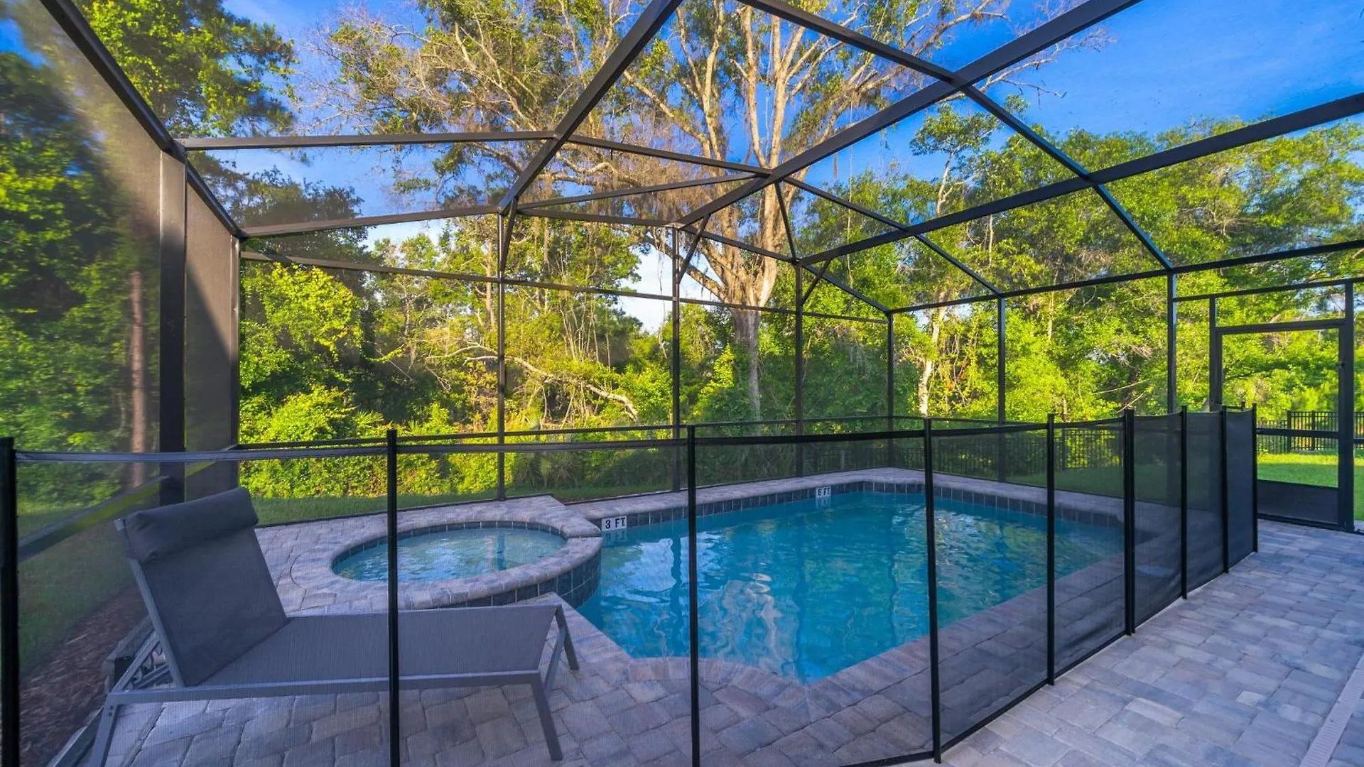 2040ma 7 Bed/6.5 Ba