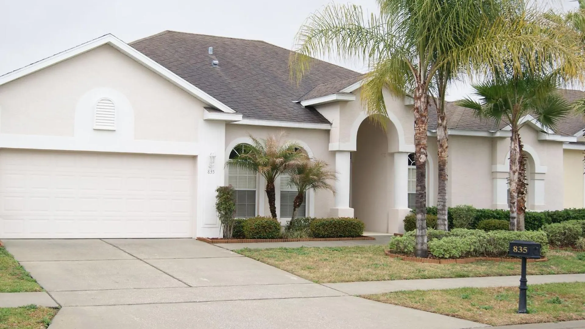 Spend Day In And Return To Your 5 Bedroom House To Relax